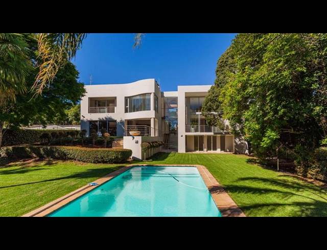 6 BEDROOM PROPERTY TO RENT IN WATERKLOOF RIDGE